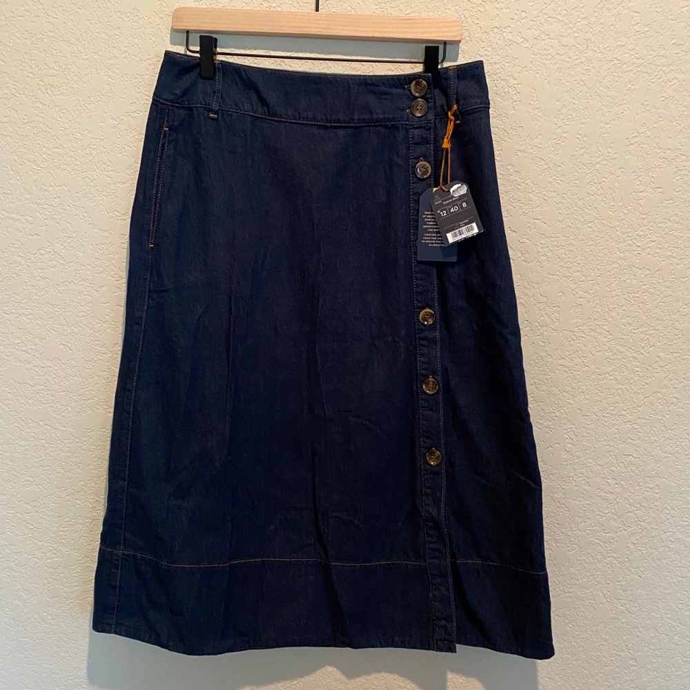 *Final Price* A-Line Skirt w/ Side Buttons/Pockets